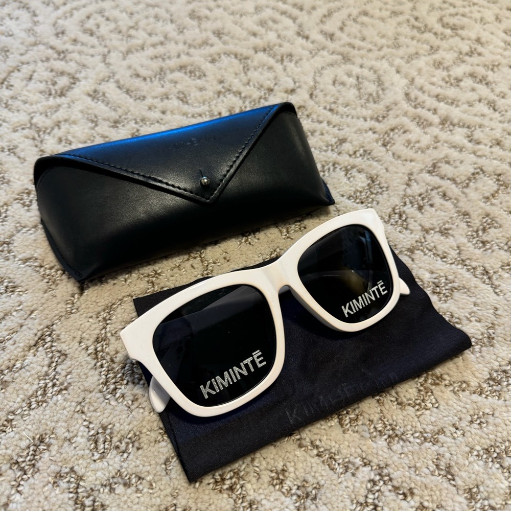 Kimhekim White Sunglasses with Black Lenses